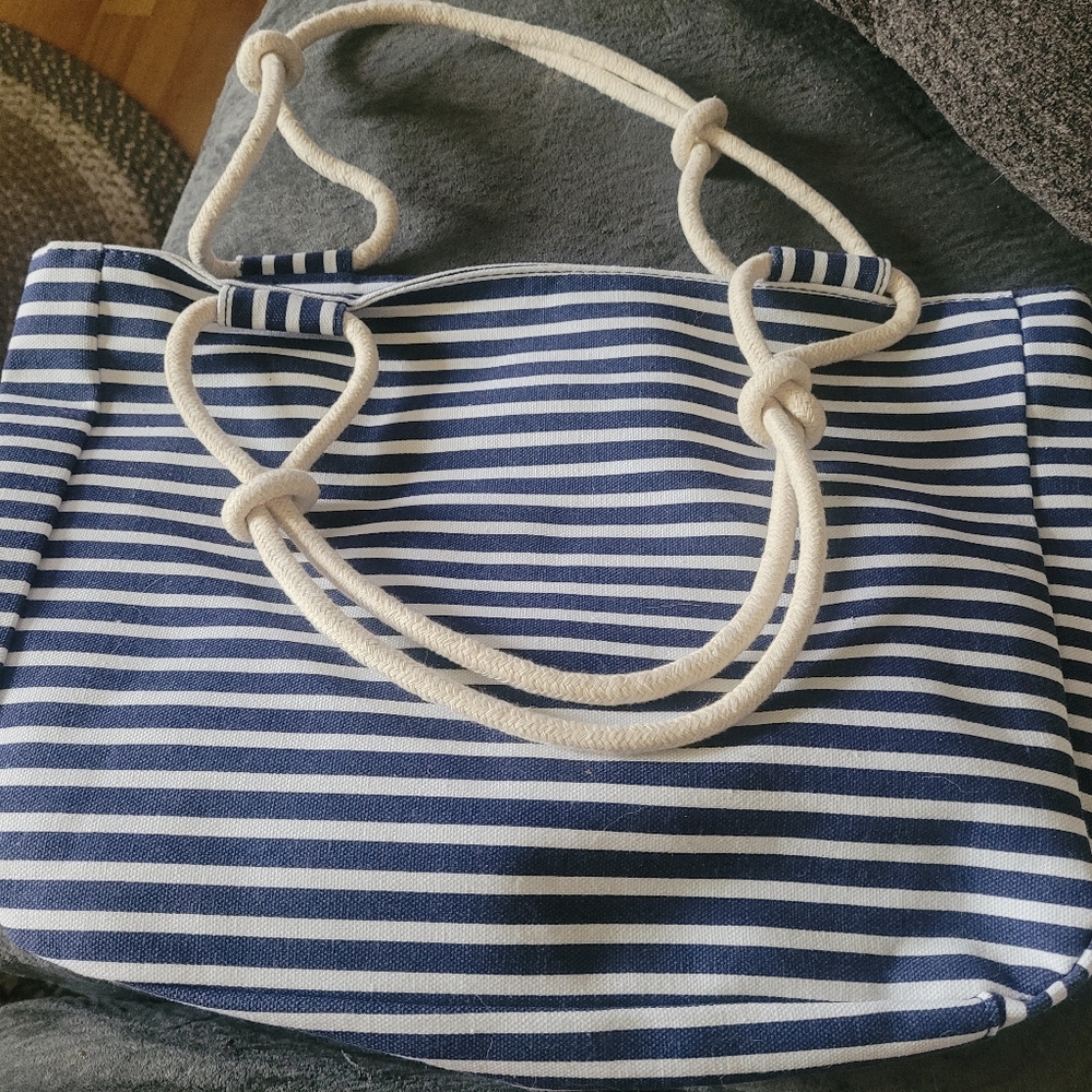 Farmhouse is my styleTote
